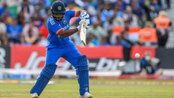 Rishabh Pant out of 3 match T20 series against Bangladesh, Surya's favorite replaced him 2