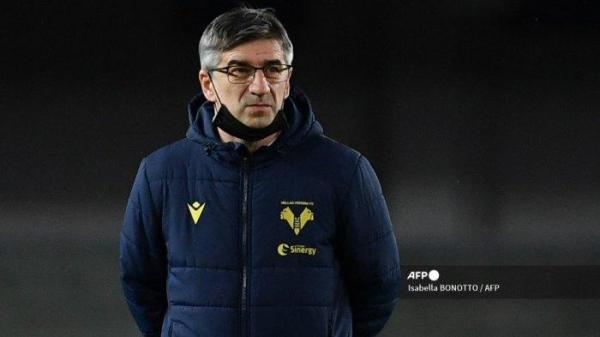 Pelatih kepala Kroasia Hellas Verona Ivan Juric berjalan di lapangan sebelum pertandingan sepak bola Serie A Italia Hellas Verona vs Juventus Turin pada 27 Februari 2021 di stadion Marcantonio-Bentegodi di Verona.
Isabella BONOTTO / AFP