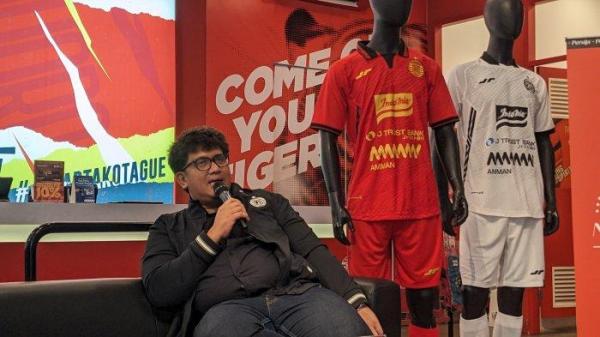 Ketua Umum Jakmania, Diky Soemarno, saat ditemui di di Persija Official Store, Jakarta Selatan, Kamis (29/8/2024).