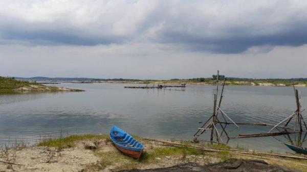 Waduk Kedung Ombo yang dilihat dari sisi Desa Ngargotirto, Kecamatan Sumberlawang, Kabupaten Sragen, Senin (28/12/2020).