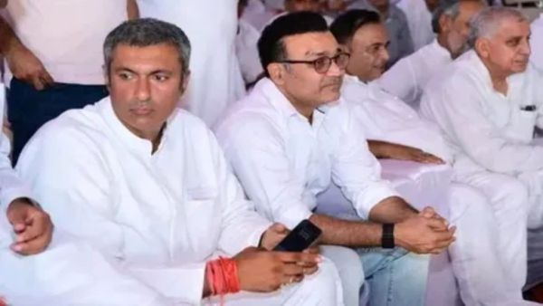 Virender Sehwag - Anirudh Chaudhary