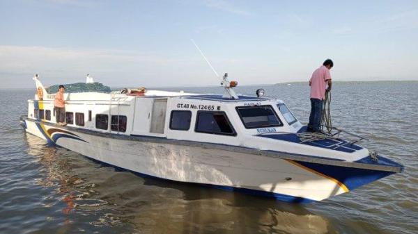 Speedboat reguler siap bertolak dari Pelabuhan PLBL Liem Hie Djung Nunukan, belum lama ini