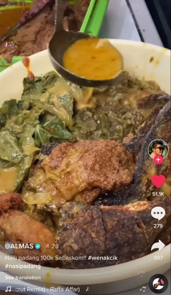 Netizen Beli Nasi Padang Rp 100 Ribu Sebaskom, Dapat 10 Lauk!