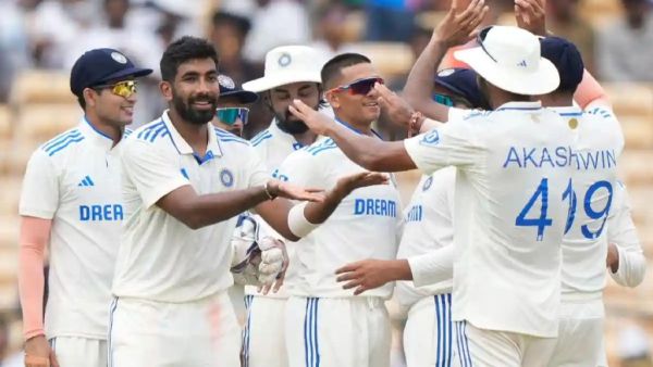 Agarkar announced Team India for the New Zealand test series, 12 bowlers included in the 15-member team.