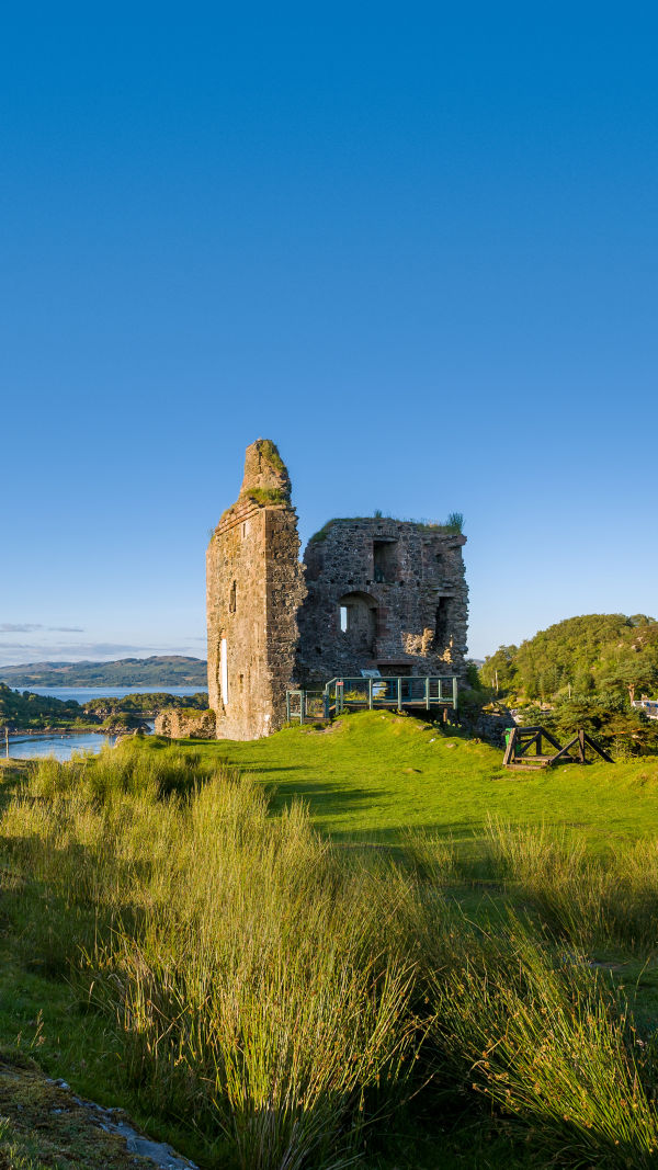 Tarbert Castle's Charm