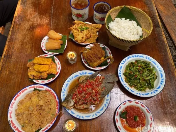 10 Restoran Homey Terkenal dengan Menu Makanan Beragam
