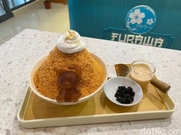 Furawa Cafe, kafe dessert di Gading Serpong yang tawarkan menu toast hingga kakigori