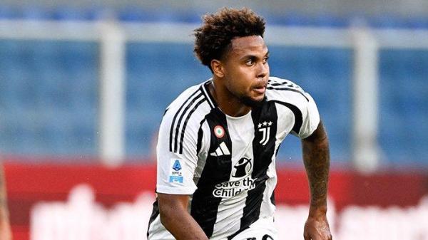 Gelandang Juventus, Weston McKennie 201024