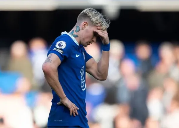 LONDON, ENGLAND - APRIL 15: Mykhailo Mudryk of Chelsea during the Premier League match between Chelsea FC and Brighton & Hove Albion at Stamford Bridge on April 15, 2023 in London, England. <div class=
