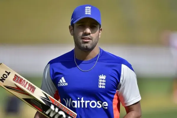 6,6,6,6,6,4,4,4,4.... 18 fours, 10 sixes, England's Ravi Bopara created chaos in ODI cricket, created history and played an inning of 201 runs in 138 balls. 1