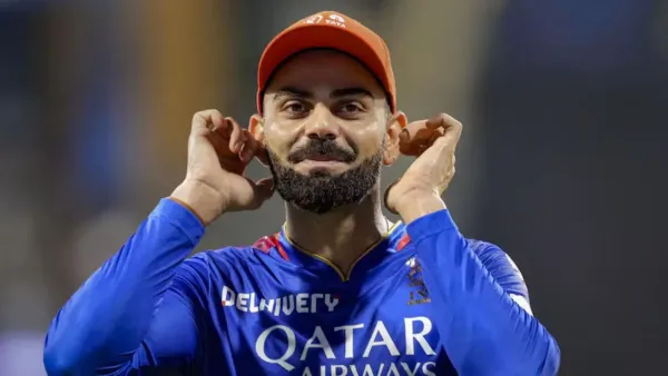 Virat Kohli Birthday: Virat Kohli stopped speaking after seeing whom in the washroom?