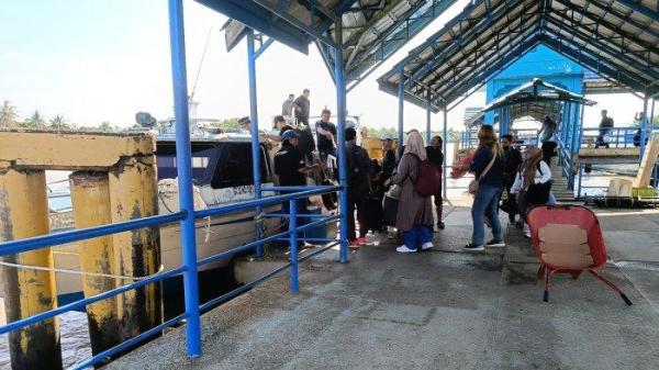 Aktivitas di Pelabuhan Kayan II, Tanjung Selor, Bulungan, Kalimantan Utara.