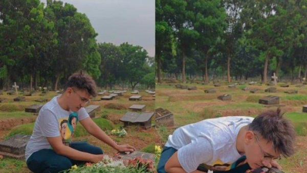 Ruben Onsu menangis tersedu-sedu di atas makam kedua orangtuanya, akibat mengalami kejadian yang terbilang di luar nalar.