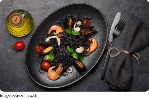 Tintenfisch Spaghetti