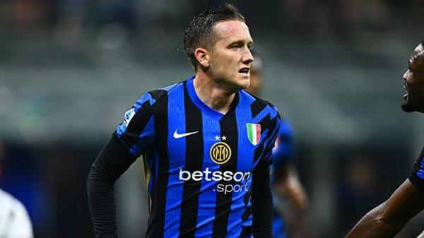 Piotr Zielinski mencetak dua gol pada laga Derby d'Italia antara Inter Milan vs Juventus, pekan ke-9 Liga Italia Serie A, di Stadion Giuseppe Meazza, Senin (28/10/2024).