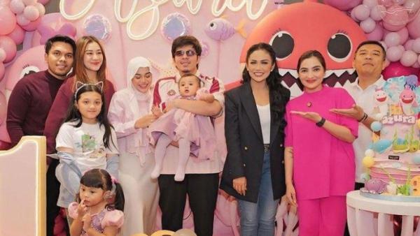 Ultah Azura digelar meriah bersama keluarga