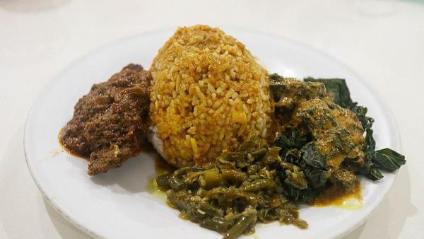 Ilustrasi nasi Padang. 
