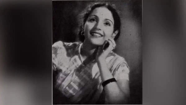 Shobhna Samarth Birth Anniversary: इंडस्ट्री पर पीढ़ी दर पीढ़ी राज कर रहा शोभना का परिवार, बेटियों से लेकर दामाद तक है सुपरस्टार