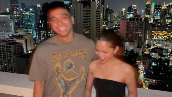 Fadly Faisal dan Maudy Effrosina go public