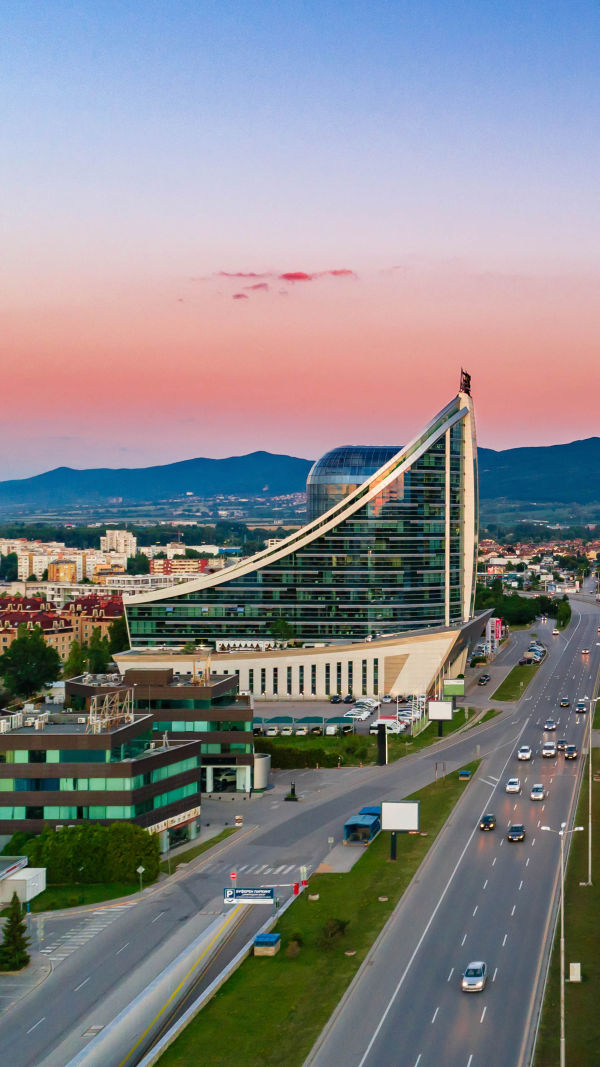 Benchmark Business Center