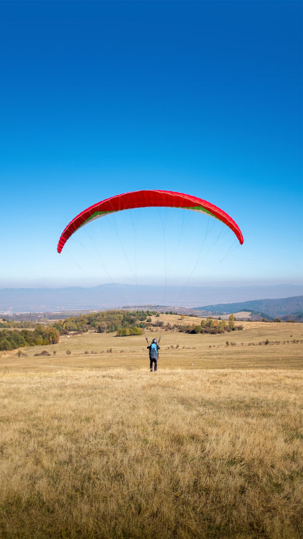 Feel the Wind: Paragliding