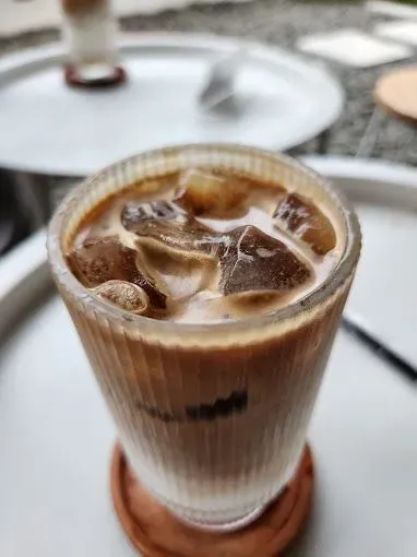 10 Tempat Ngopi Pagi di Depok