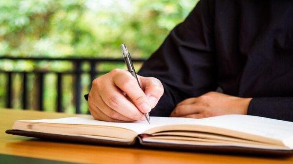 Baca kumpulan pantun kiasan berikut lengkap dengan maknanya, cocok jadi bahan pembelajaran bagi anak sekolah agar menambah wawasan tentang karya sastra lama.