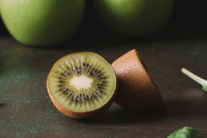 Kiwi vs Apple