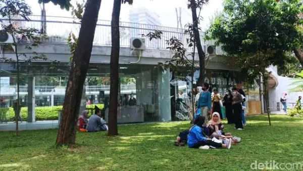 taman Literasi Blok M atau Taman Literasi Martha Christina Tiahahu