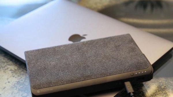 Power bank untuk laptop