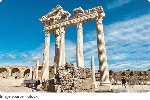 Apollon Sizi Bekliyor
