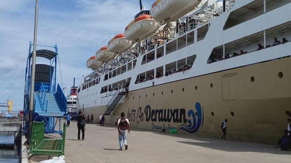 KM Bukit Siguntang bersandar di Pelabuhan Nusantara Parepare.