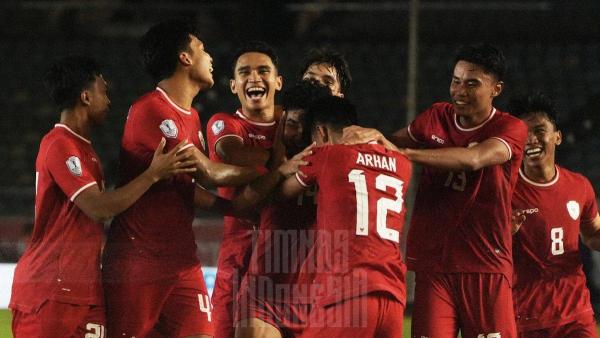 Potret skuad Timnas Indonesia kala menghadapi Myanmar di match day pertama fase grup B ASEAN Cup 2024 di Thuwunna Stadium, Yangon, Myanmar pada Senin (9/12/2024) malam.