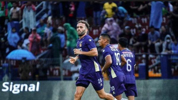 Ze Valente tetap bertahan bersama Persik Kediri di Liga 1 Indonesia musim 2024/2025