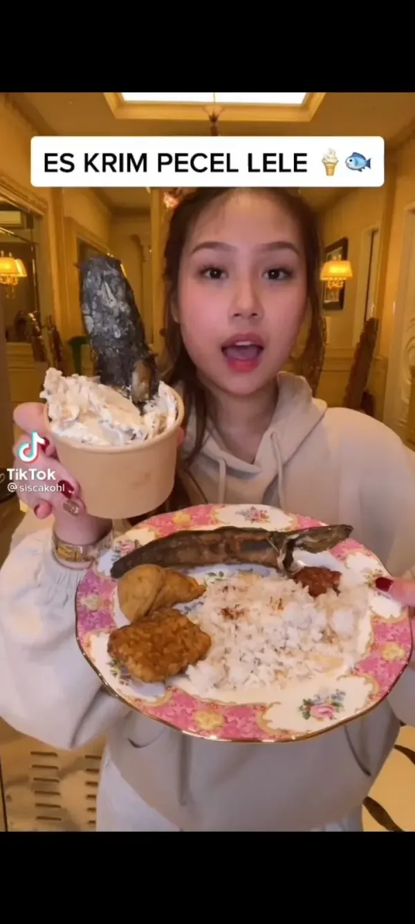 Sisca Kohl Bikin 5 Es Krim Nyeleneh, Rasa Bubur Ayam hingga Pecel Lele