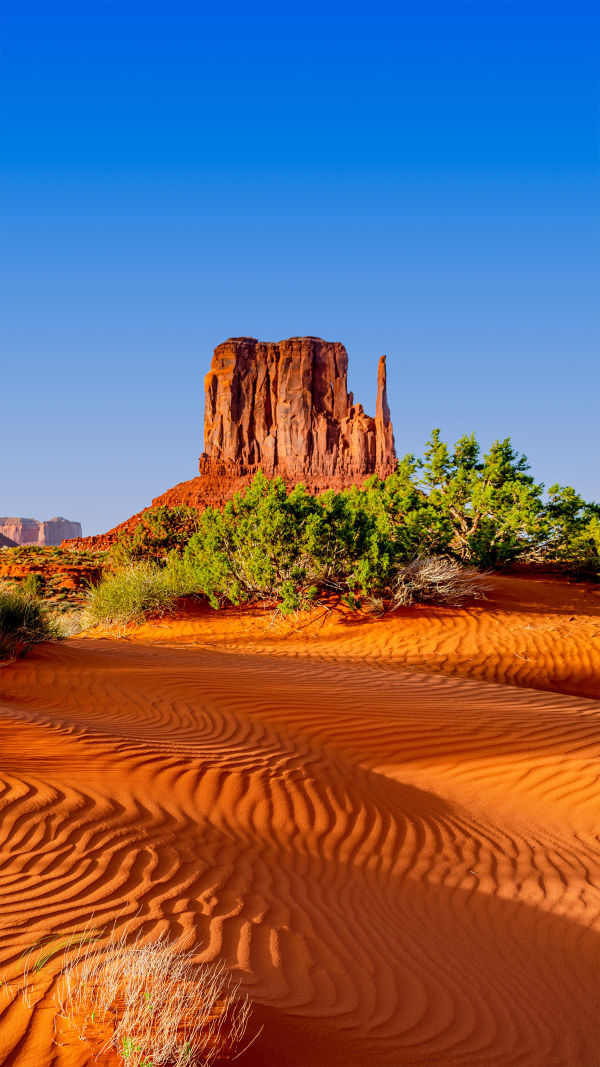 Exploring Monument Valley