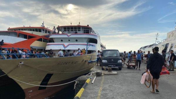 Suasana di Pelabuhan Manado Sulawesi Utara, Jumat (6/12/2024)