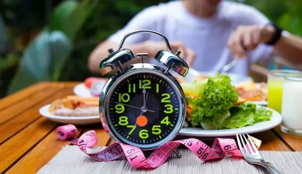 Ilustrasi jam makan