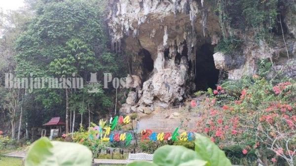 Tempat wisata Goa Liang Bangkai di Desa Dukuh Rejo, Kecamatan Mantewe, Kabupaten Tanah Bumbu (Tanbu), Provinsi Kalimantan Selatan (Kalsel), Minggu (5/11/2023)