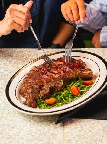 10 Steakhouse Ini Terkenal Punya Steak Enak, Cocok Buat Rayakan Natal