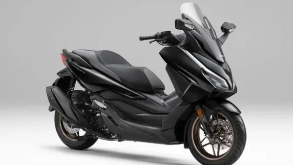Honda Forza 250