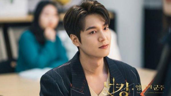 Lee Min Ho dalam drama Korea The King: Eternal Monarch