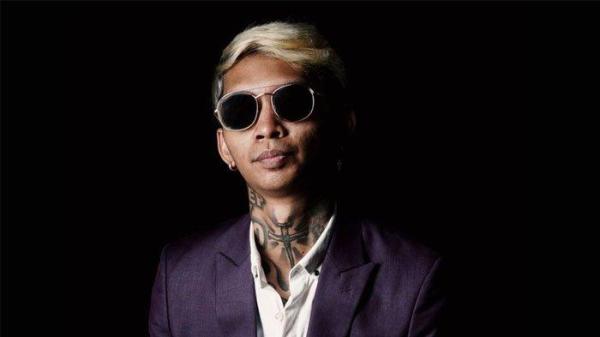 Rapper Young Lex diduga selingkuh.