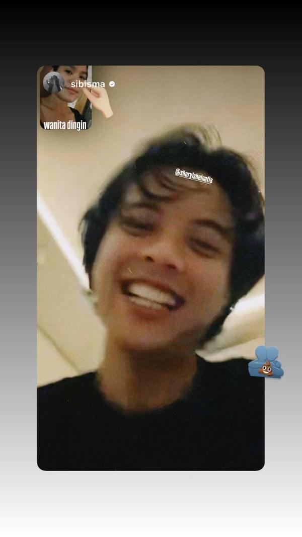 Sheryl dan Bisma saling merepost tangkap layar tengah video call bersama
