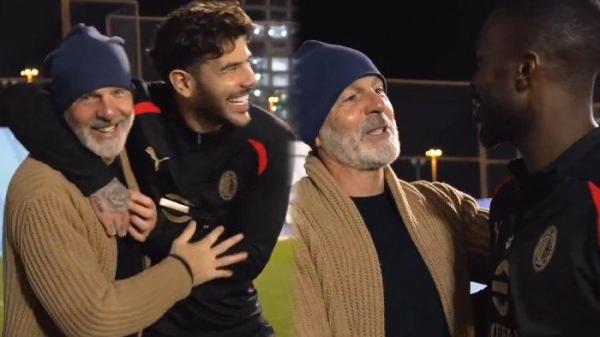 Stefano Pioli peluk mantan anak asuhnya di AC Milan 010125