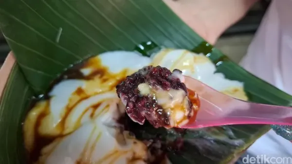 Manis Lembut Bubur Madura di Pasar Atom yang Legendaris