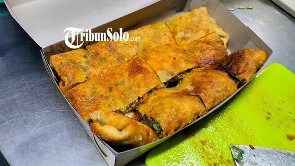 Seporsi martabak bangka Asin di Boyolali.