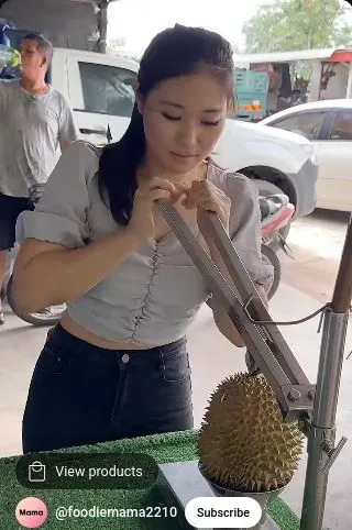 penjual durian musang king cantik