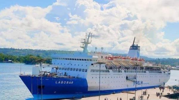 KM Labobar