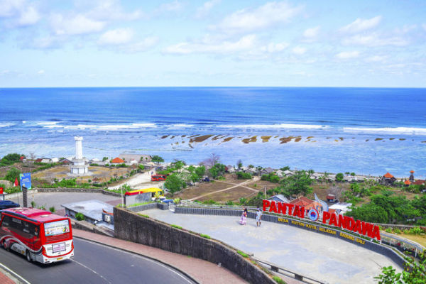 Pantai Pandawa di Bali. Foto: Shutterstock